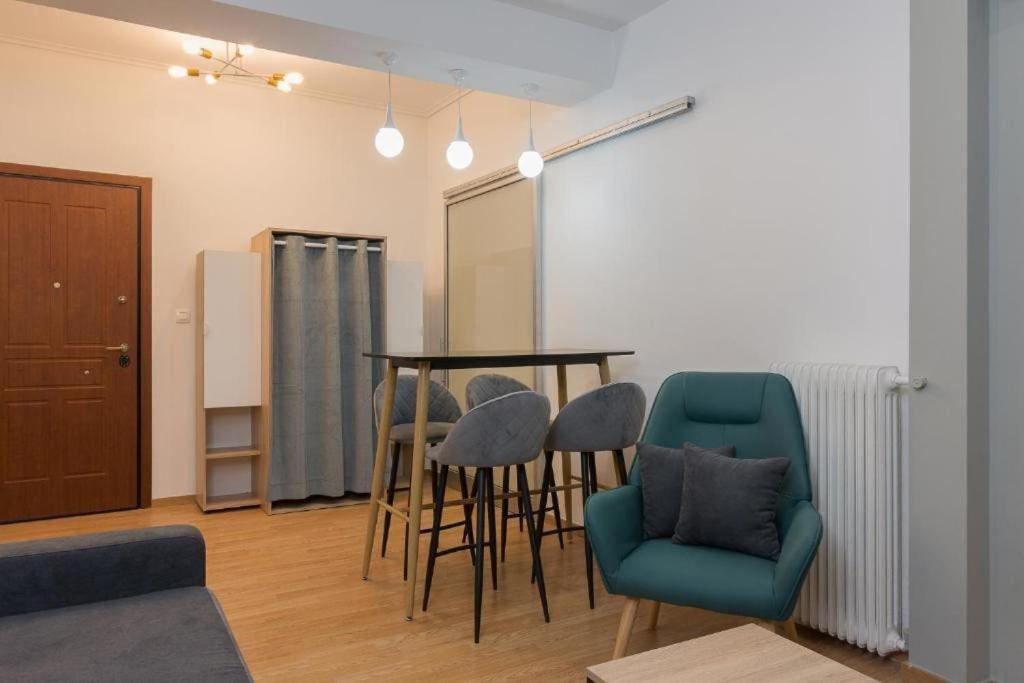 Fully Renovated 1 Bedroom Condo Atenas Exterior foto