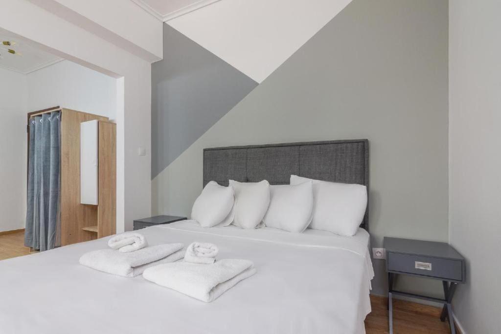 Fully Renovated 1 Bedroom Condo Atenas Exterior foto