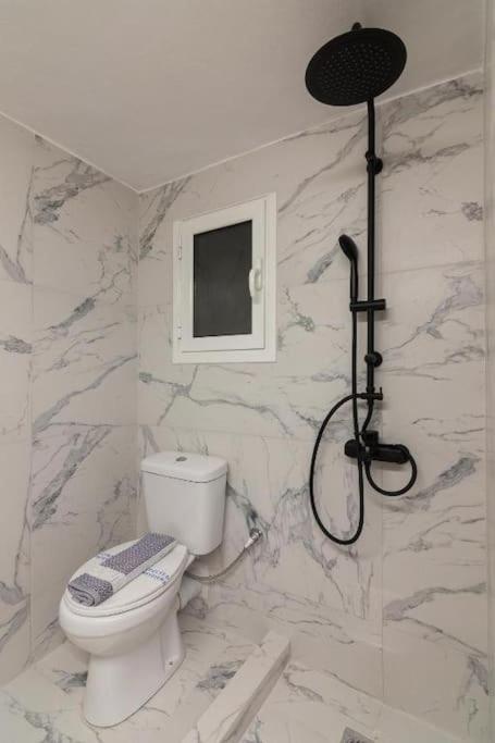 Fully Renovated 1 Bedroom Condo Atenas Exterior foto